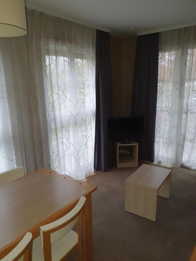 Appartements 4 A 5 Personnes - Val D'Europe Proche Disneyland Serris Luaran gambar