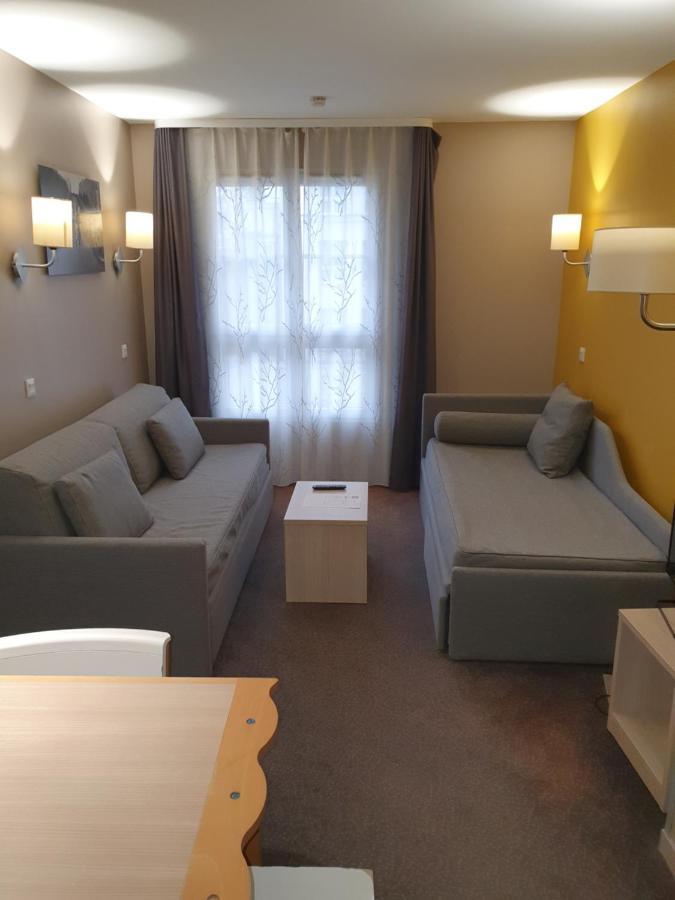 Appartements 4 A 5 Personnes - Val D'Europe Proche Disneyland Serris Luaran gambar