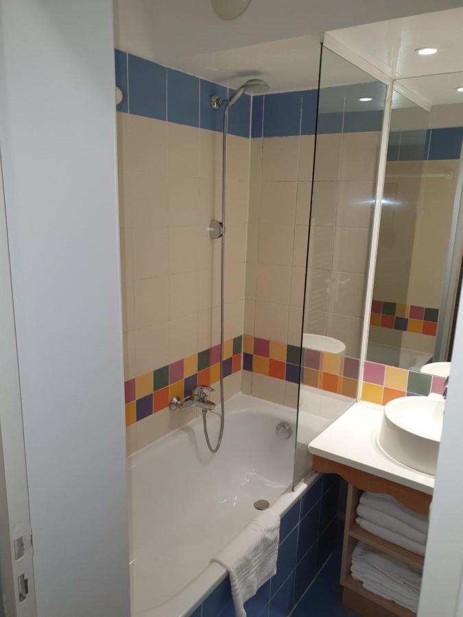 Appartements 4 A 5 Personnes - Val D'Europe Proche Disneyland Serris Luaran gambar